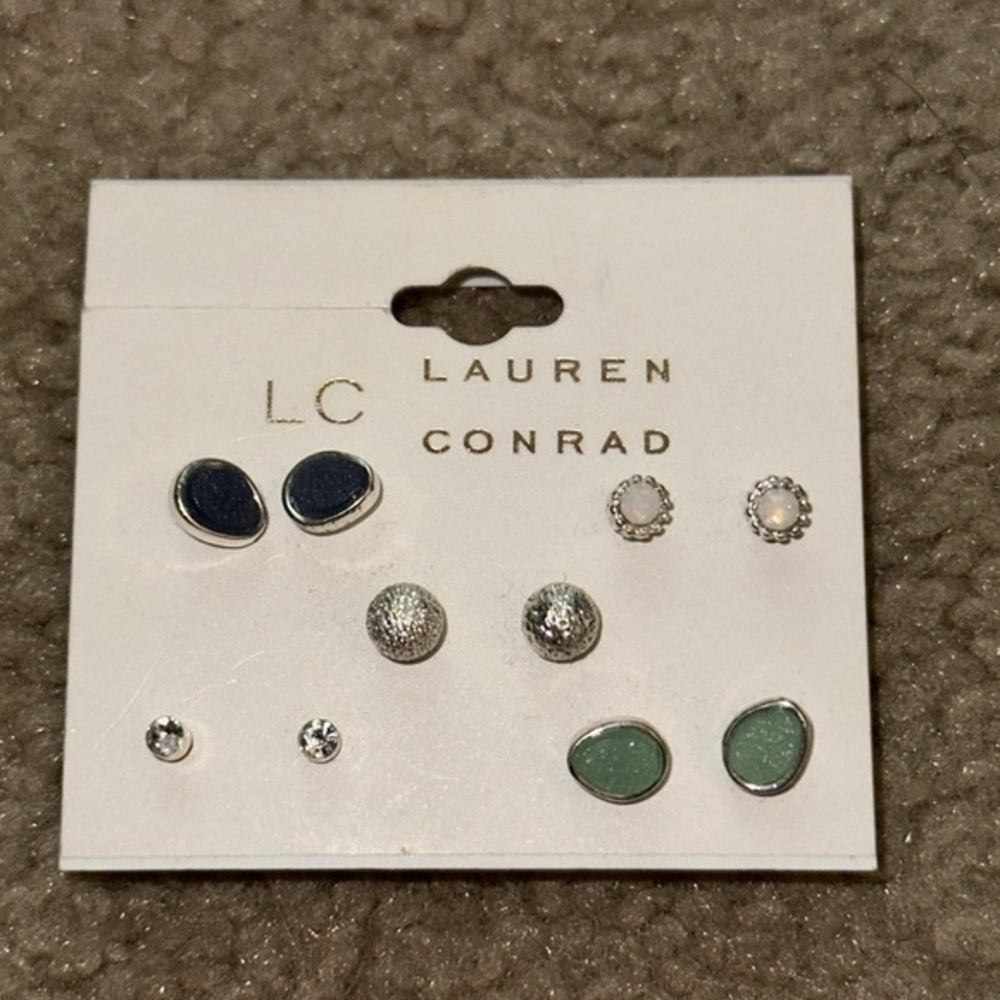Earring set
